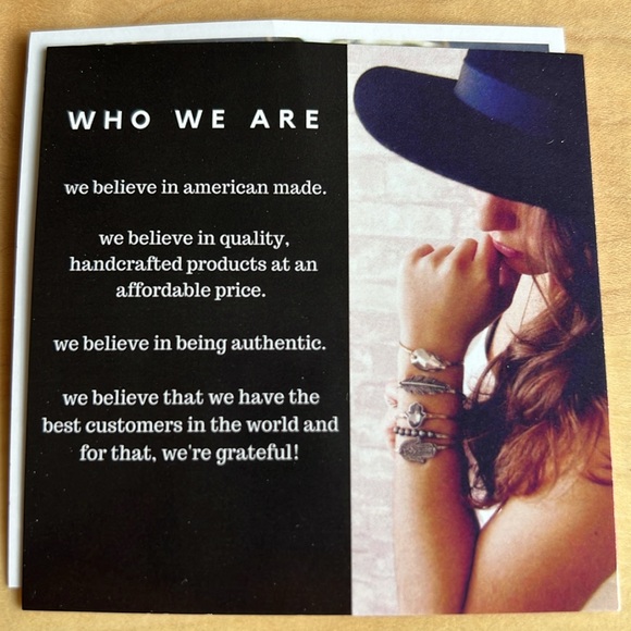 🆕 LUCA & DANNI Bangle Bracelet Elephant - Picture 3 of 7